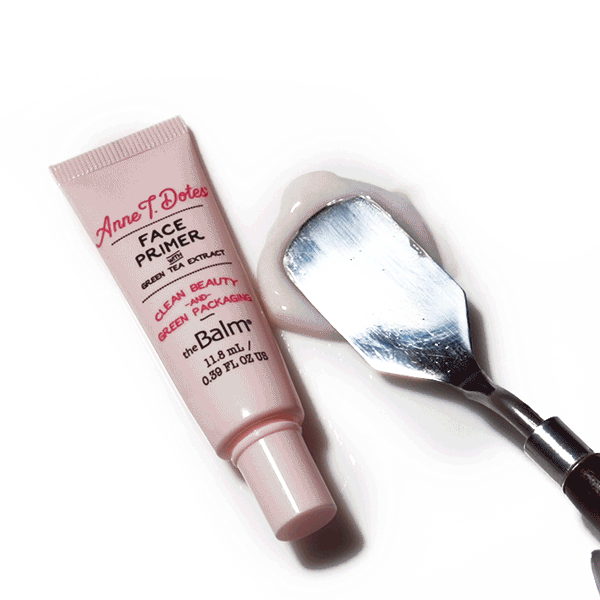 Gif showing Anne T. Dotes Face Primer and smear